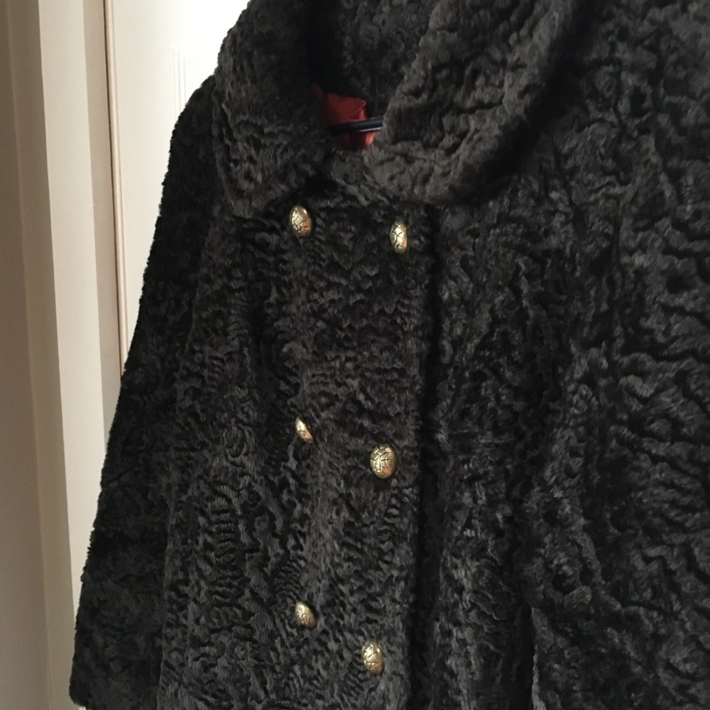 🎉HP🎉~Vintage Style Faux Fur 1950/60’s Stunning Coat!!